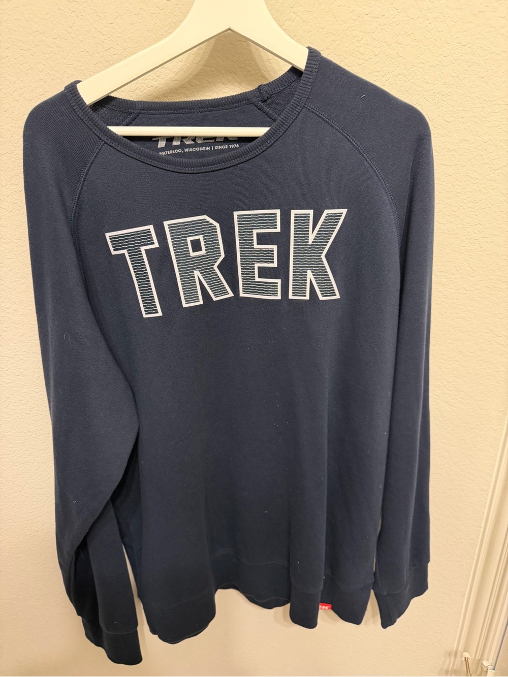 TREK Men's Crewneck Sweatshirt in Navy